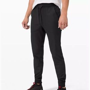 Lululemon Mens ABC Jogger in Black